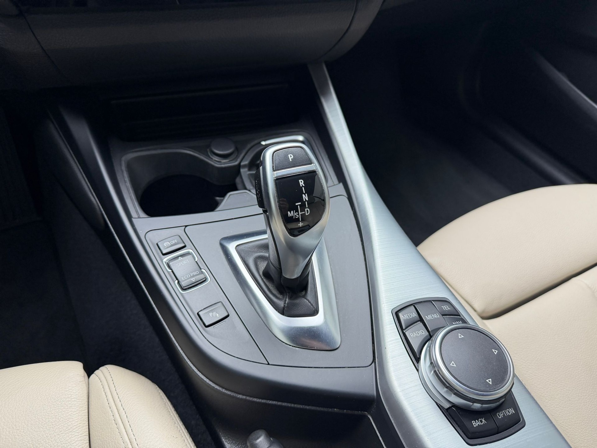 BMW 228i M Sport Steptronic-image-20