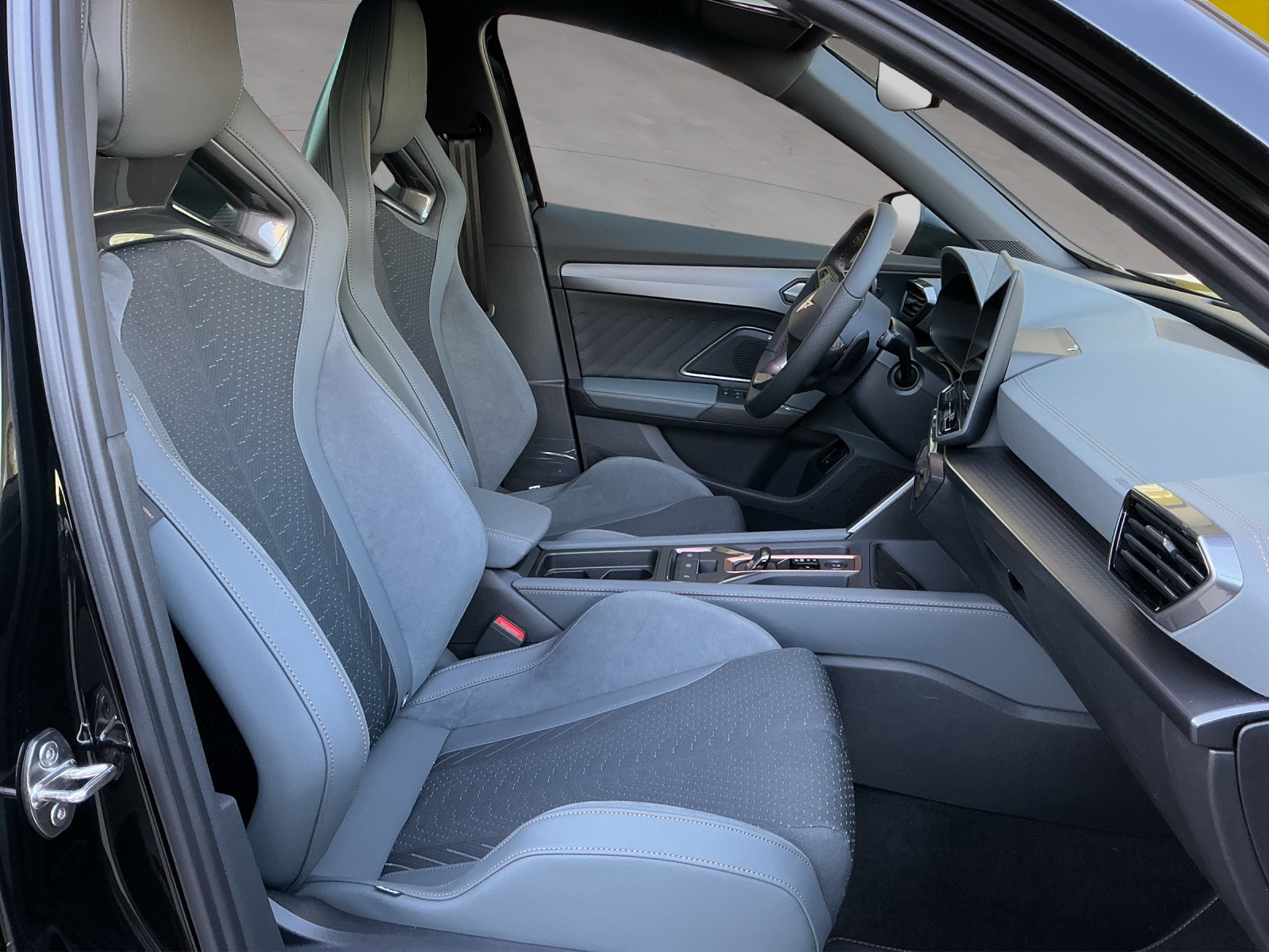 CUPRA Formentor 2.5TSI VZ5 Prime Edition 4Drive DSG-image-10