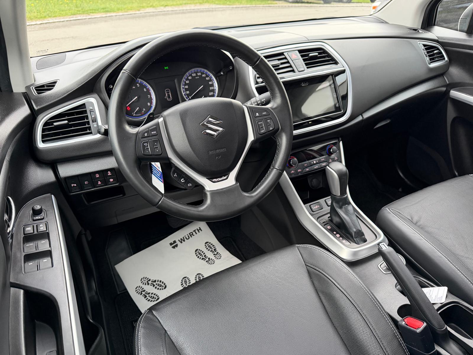 SUZUKI SX4 S-Cross 1.4 T Piz Sulai Top Hybrid 4x4-image-8