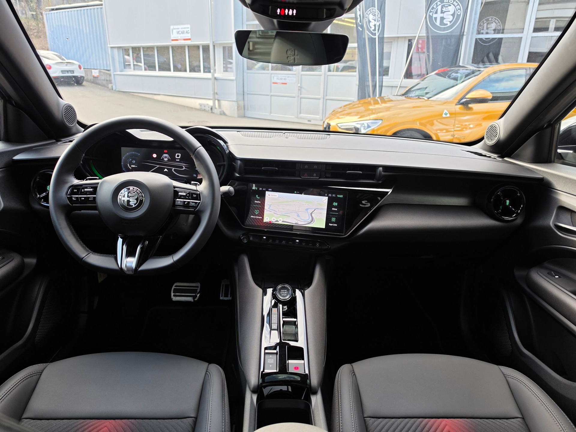 ALFA ROMEO Junior 1.2 Hybrid 145 PS Q4-image-8