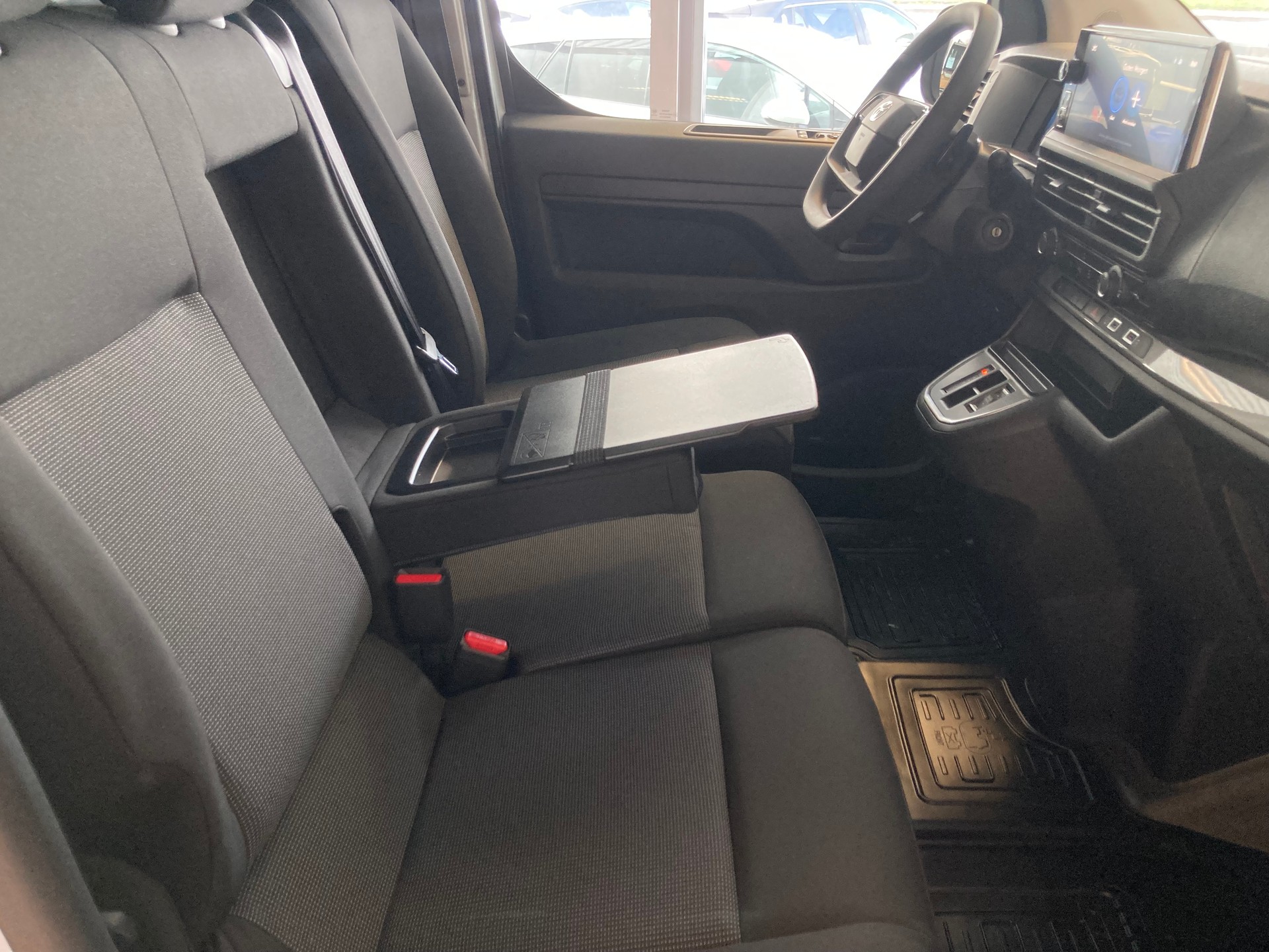 TOYOTA Proace EV 75kWh Long Advanced-image-14