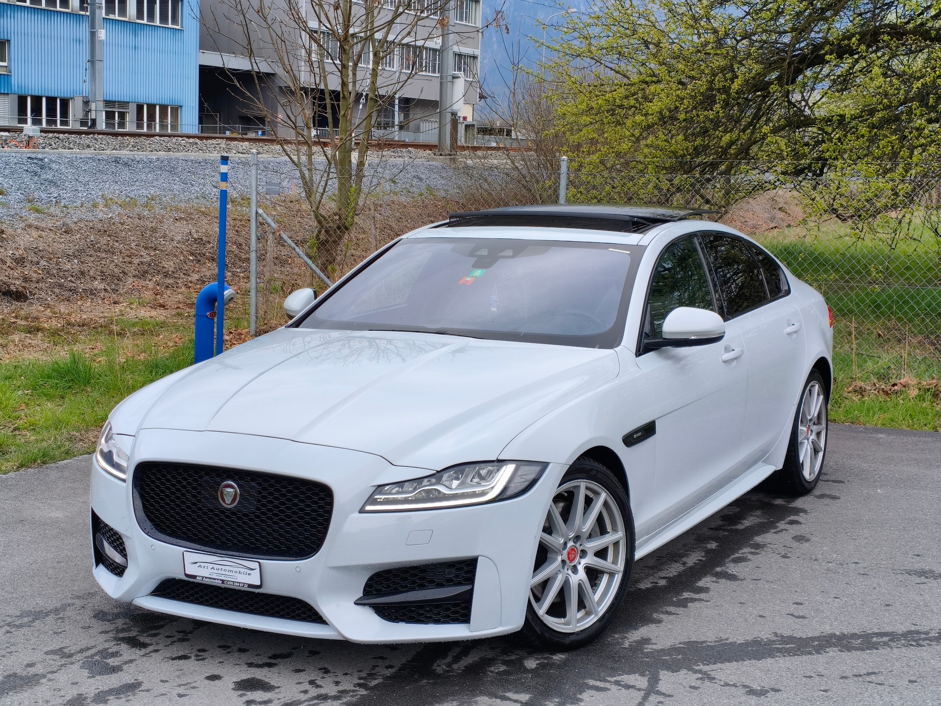 JAGUAR XF 30d R-Sport Automatic