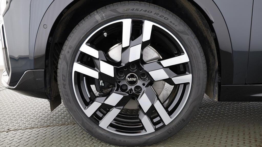 MINI Countryman S ALL4-image-8