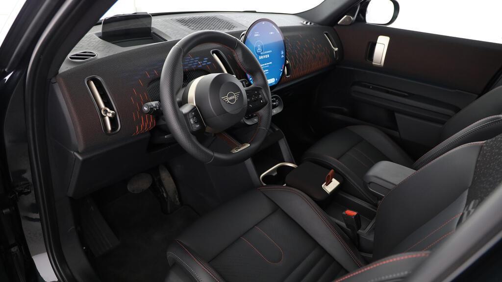 MINI Countryman S ALL4-image-17
