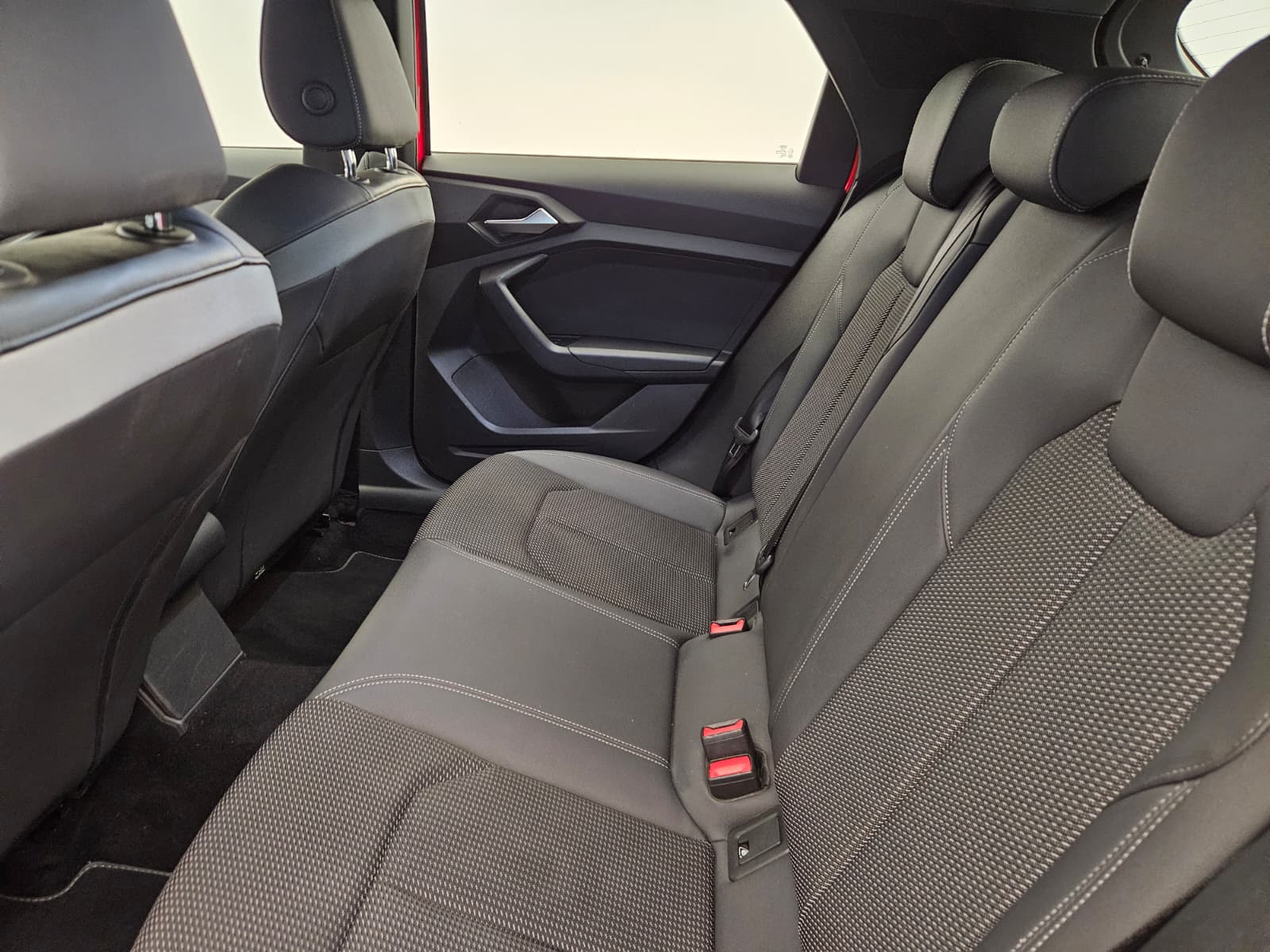 AUDI A1 Sportback 30 TFSI S-tronic-image-12