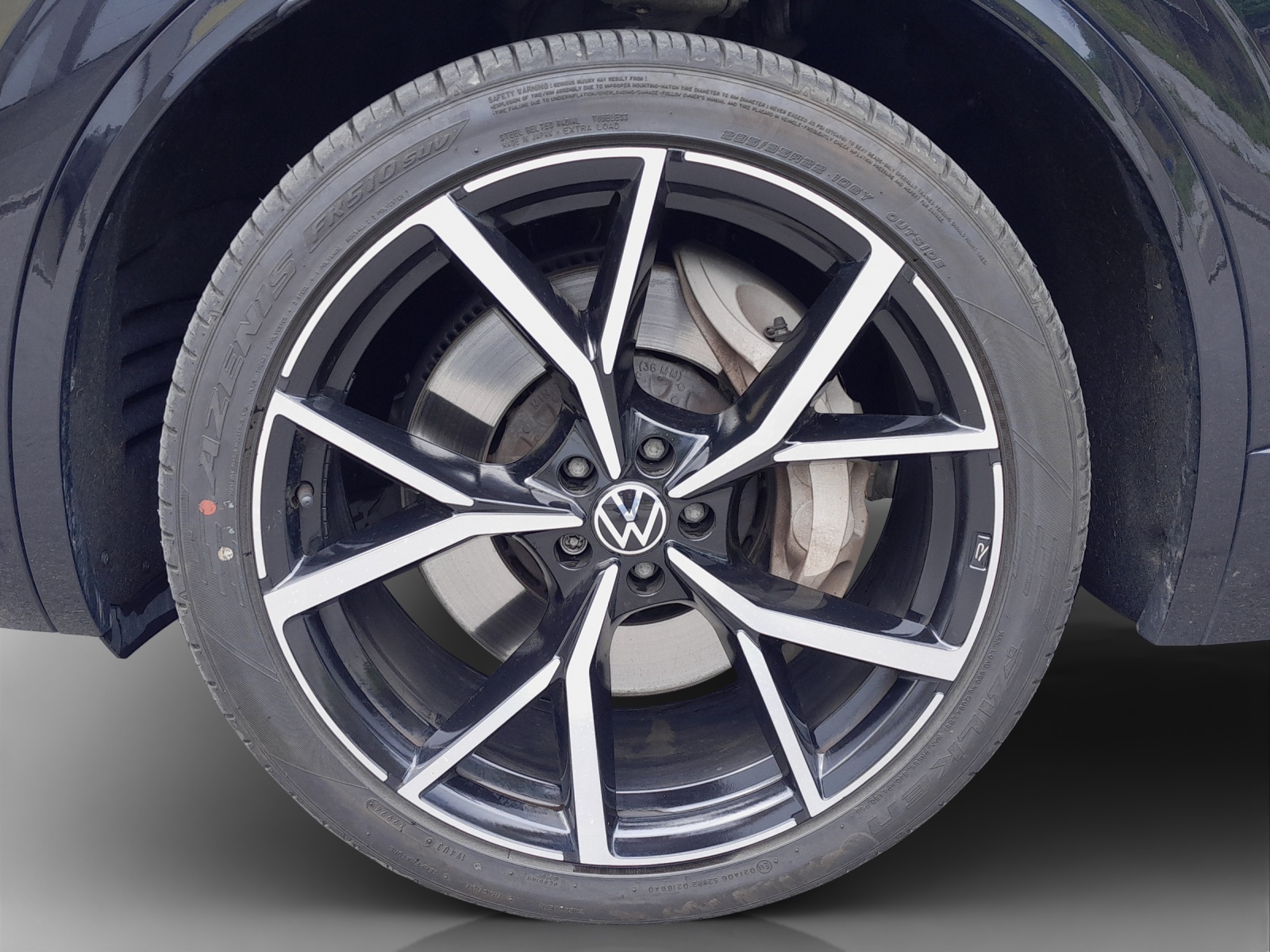 VW Touareg 3.0 TSI eHybrid R Tiptronic-image-13