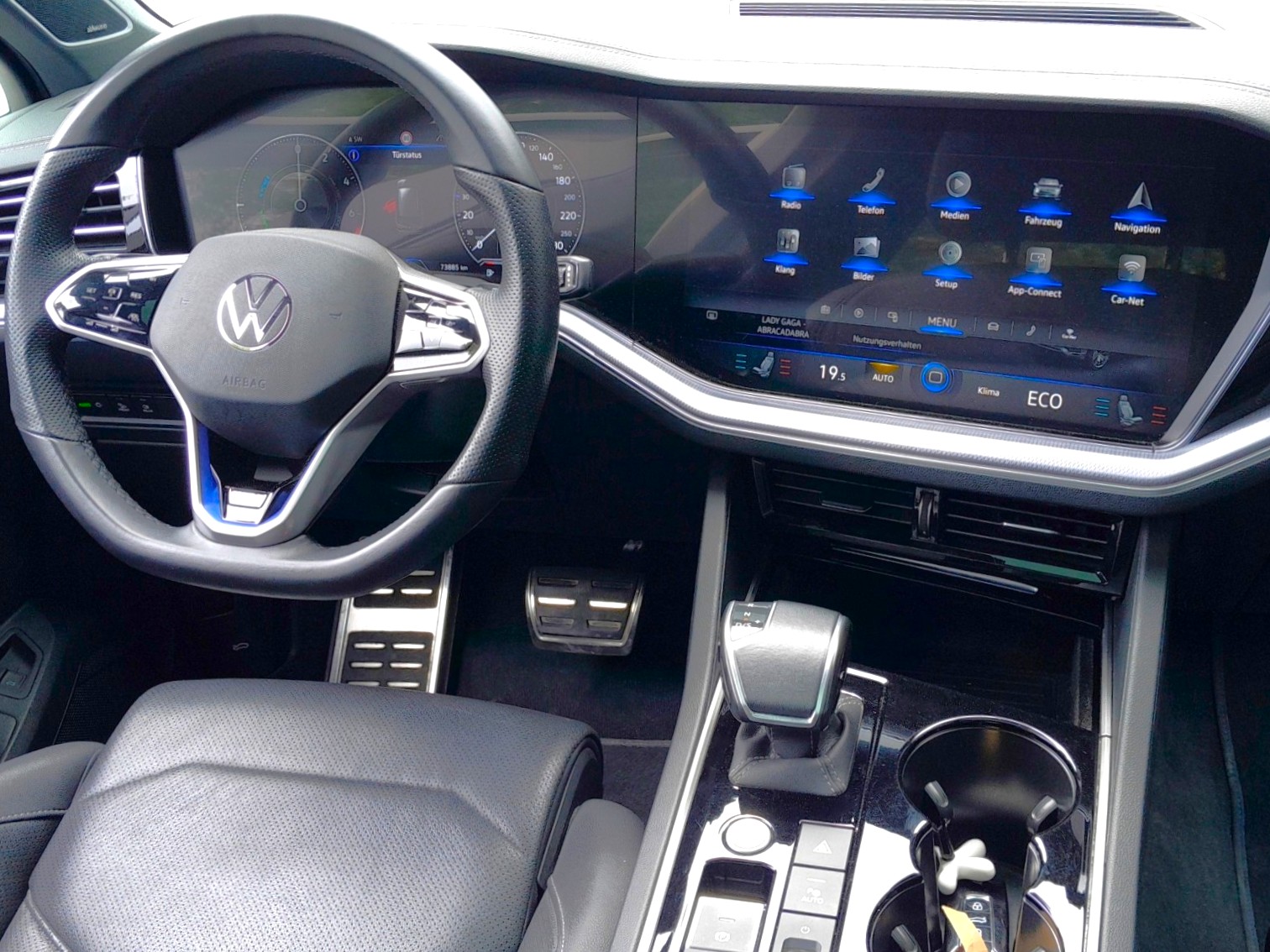 VW Touareg 3.0 TSI eHybrid R Tiptronic-image-8