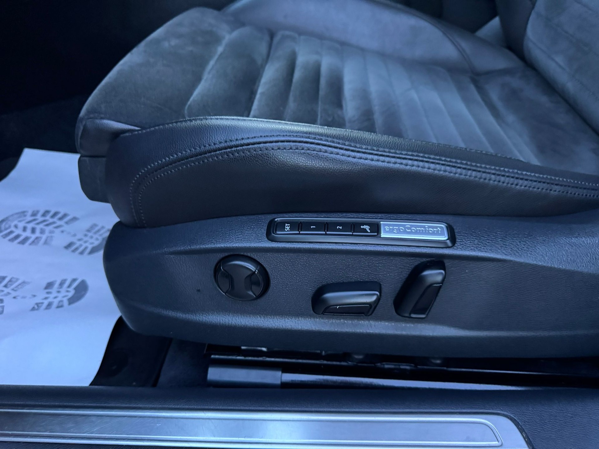VW Passat Variant 2.0 TDI BMT Highline DSG 4Motion-image-15