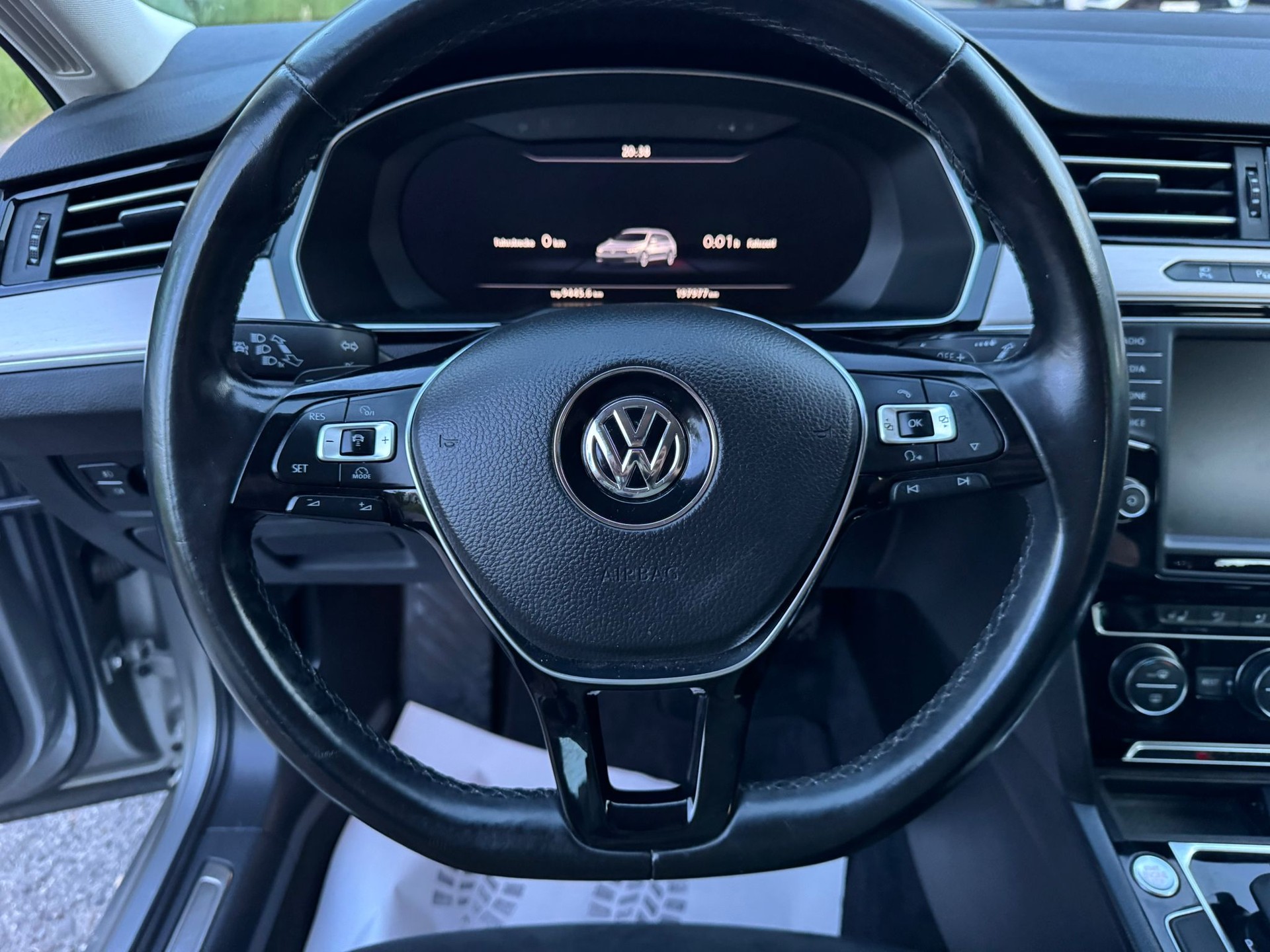 VW Passat Variant 2.0 TDI BMT Highline DSG 4Motion-image-20
