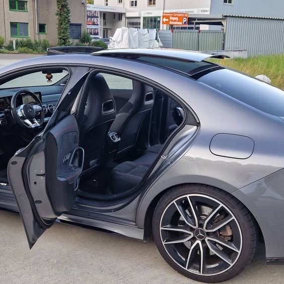 MERCEDES-BENZ CLA 35 AMG 4matic-image-1