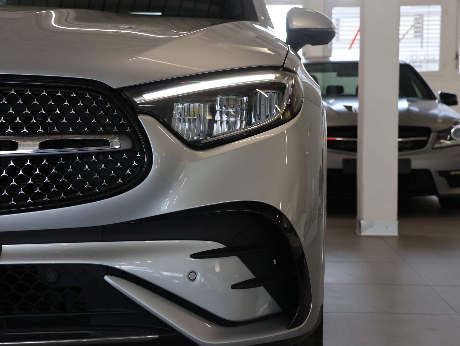 MERCEDES-BENZ GLC 220 d AMG Line 4Matic 9G-Tronic *Werksgarantie*Panorama*AHK*-image-8