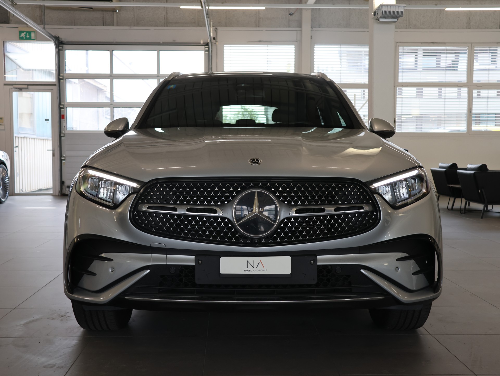 MERCEDES-BENZ GLC 220 d AMG Line 4Matic 9G-Tronic *Werksgarantie*Panorama*AHK*-image-2