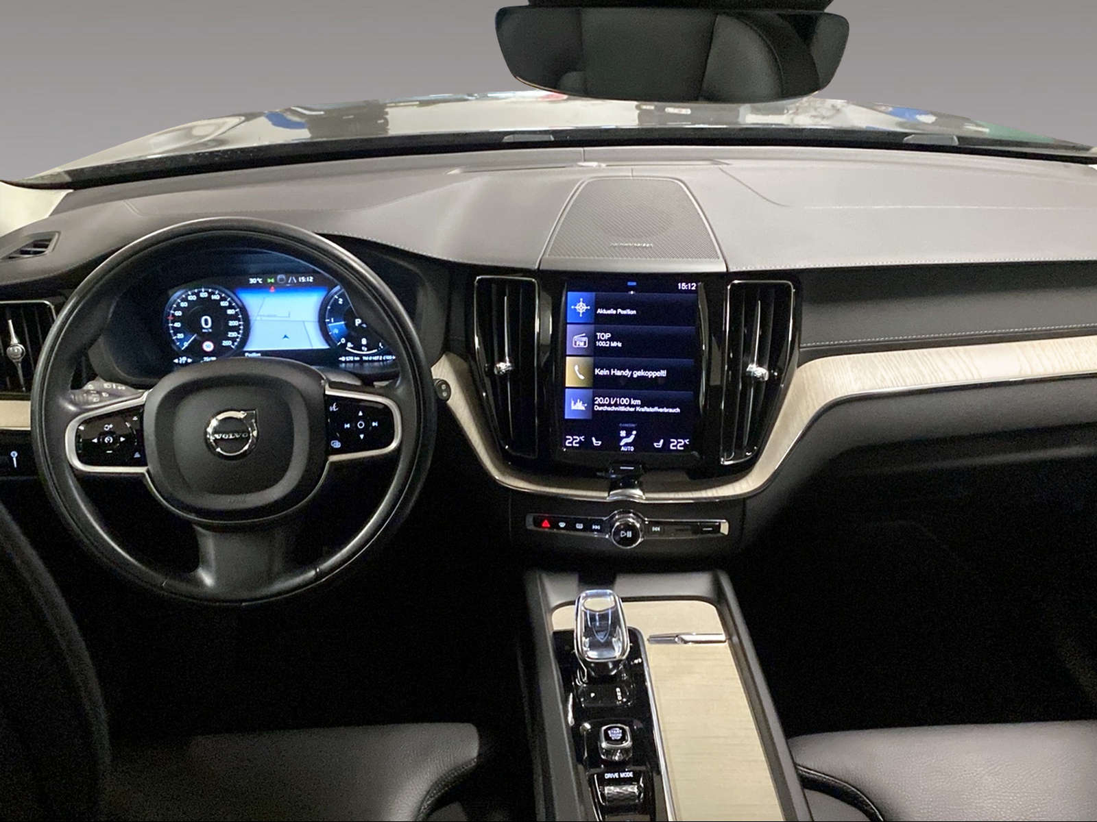 VOLVO XC60 2.0 B5 MH Inscription AWD-image-7