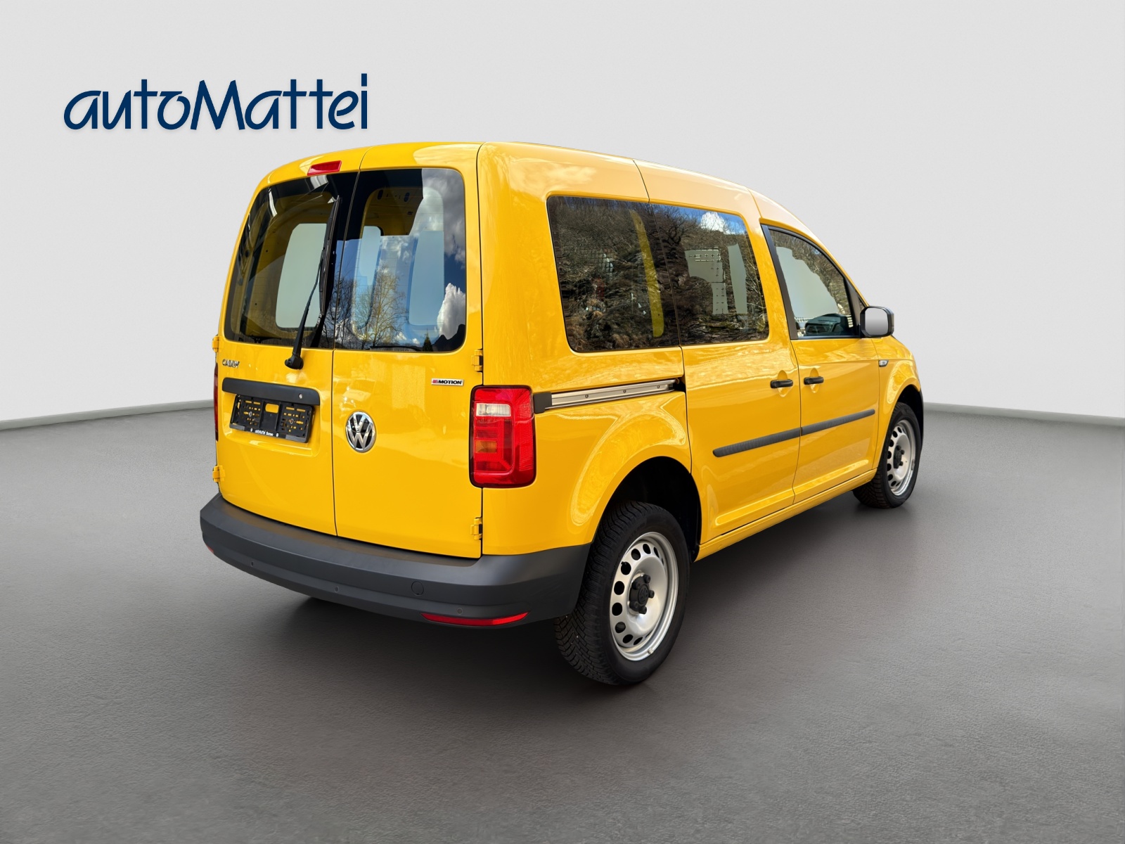 VW Caddy 2.0TDI 4Motion BlueMotion Technology DSG-image-4
