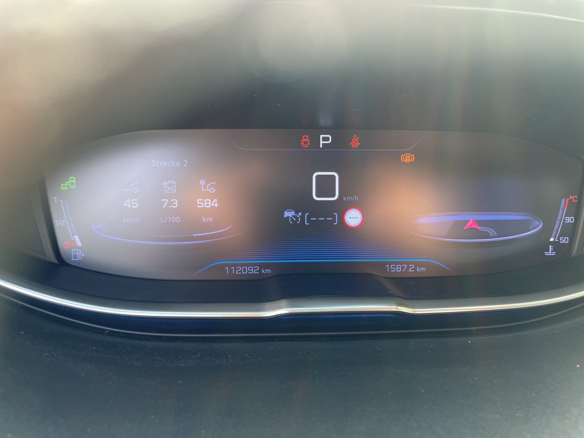 PEUGEOT 5008 1.6 Pure Tech GT LineEAT8-image-12