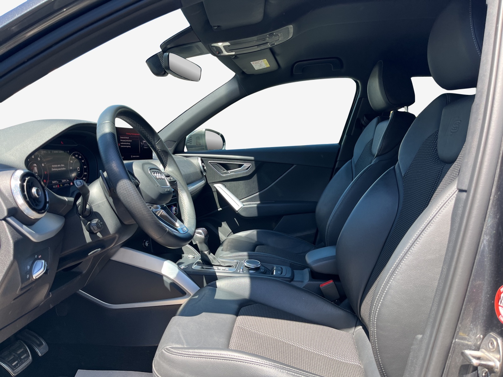 AUDI Q2 40 TFSI S line quattro S-tronic-image-7
