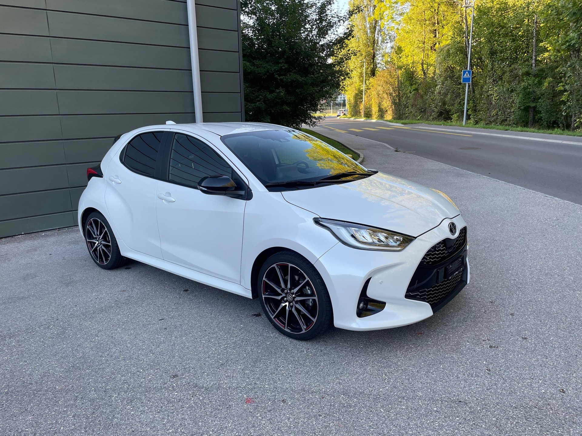TOYOTA 1.5 VVT-i HSD GR Sport