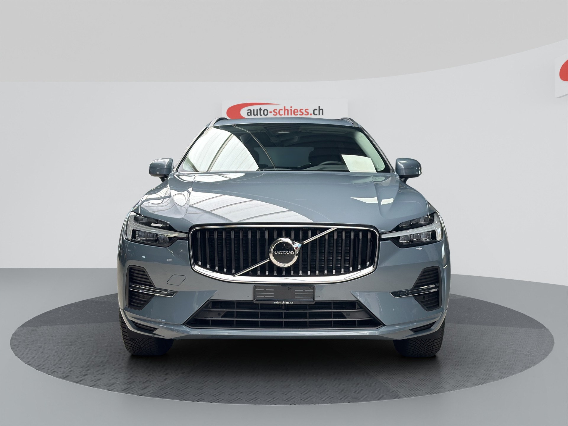 VOLVO XC60 B4 Diesel 2WD Mild Hybrid Core Geartronic-image-1