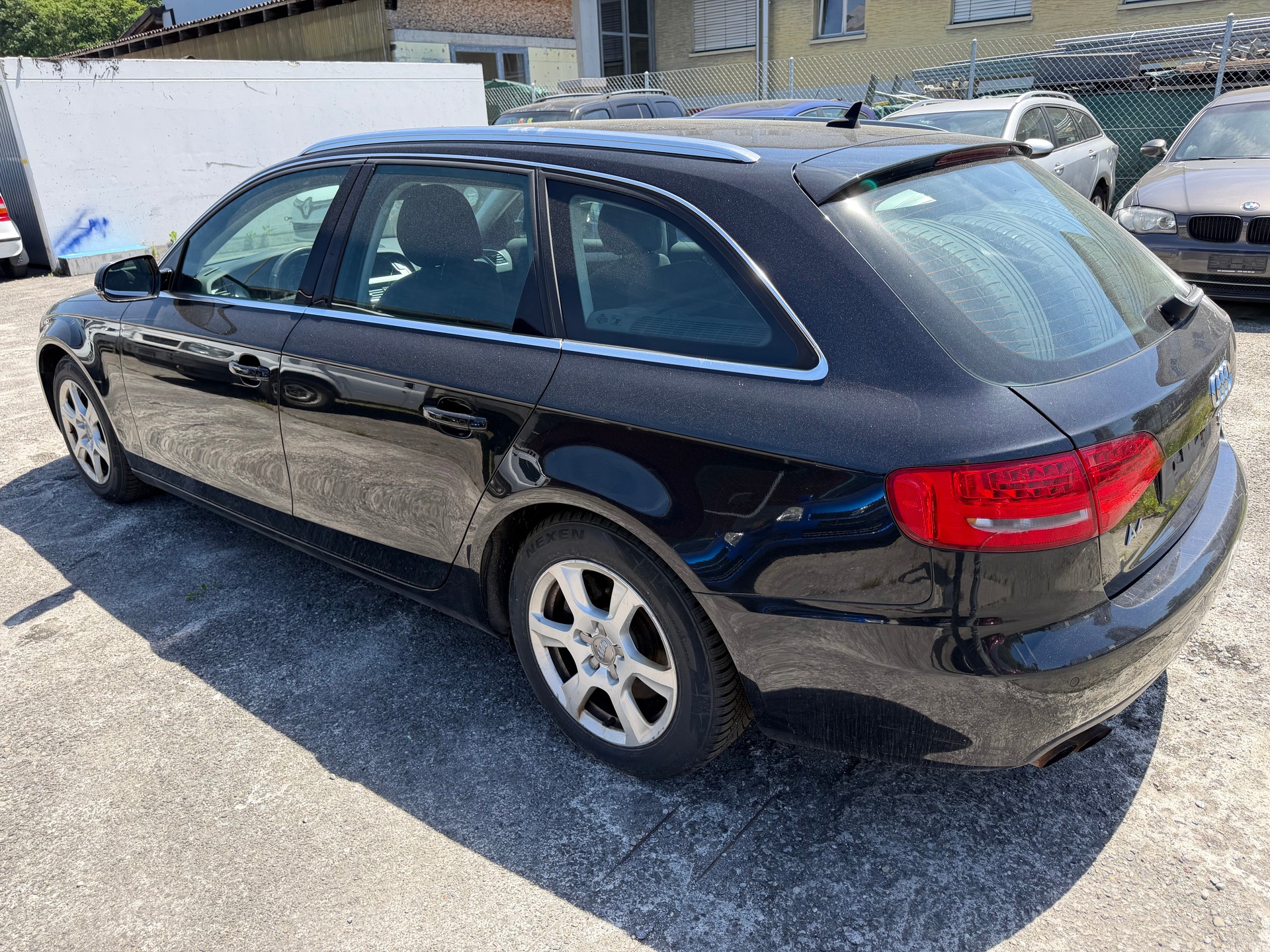 AUDI A4 Avant 1.8 TFSI quattro-image-4