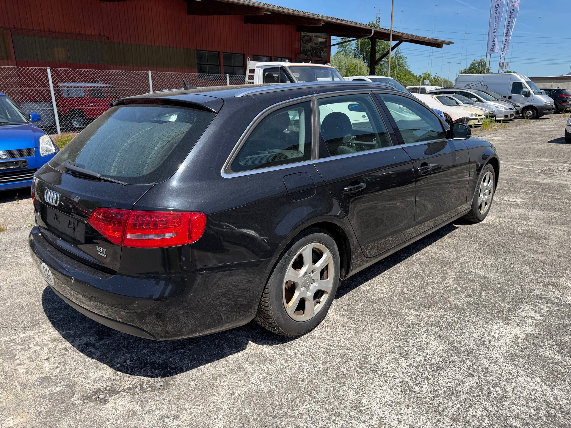 AUDI A4 Avant 1.8 TFSI quattro-image-3