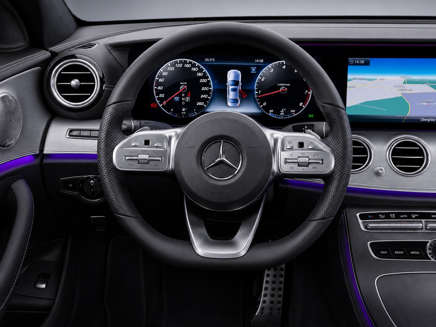 MERCEDES-BENZ E 450 AMG Line 4matic CH FAHRZEUG-image-12