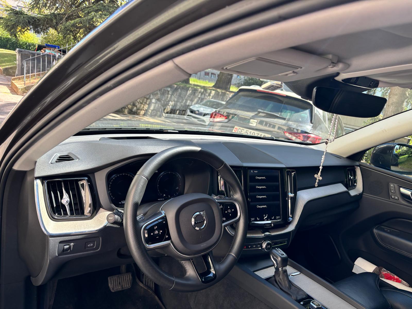 VOLVO 2.0 D5 Inscription AWD-image-6