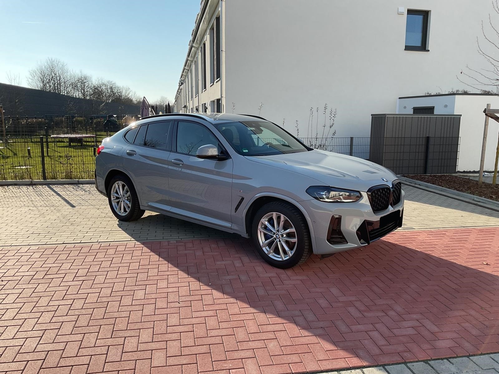 BMW X4 xDrive 48V 30d M Sport-showroom-element-2