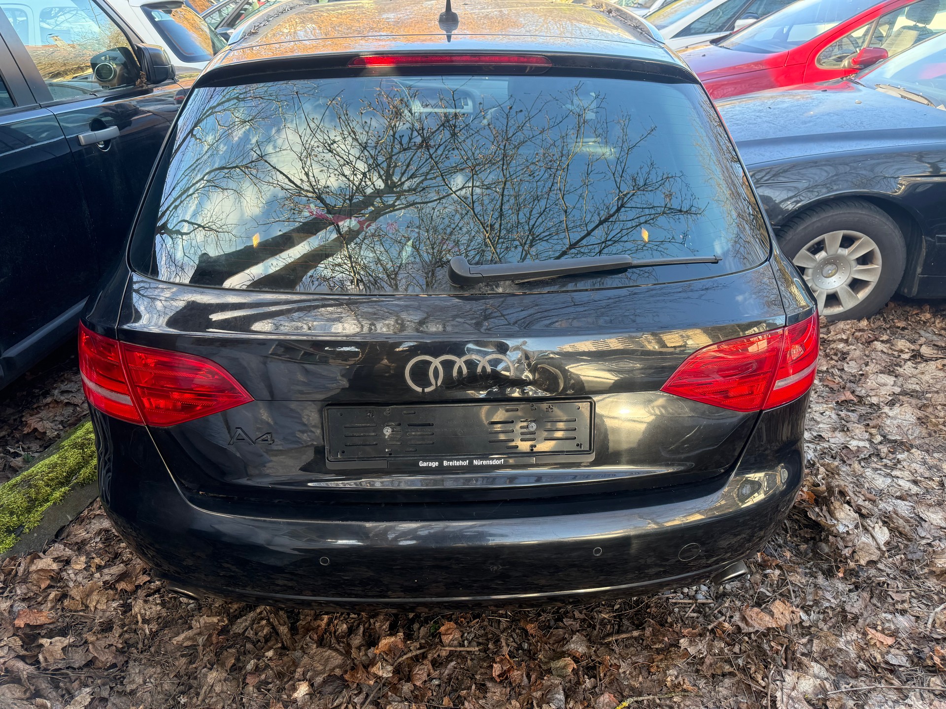 AUDI A4 Avant 3.2 FSI quattro tiptronic-image-4