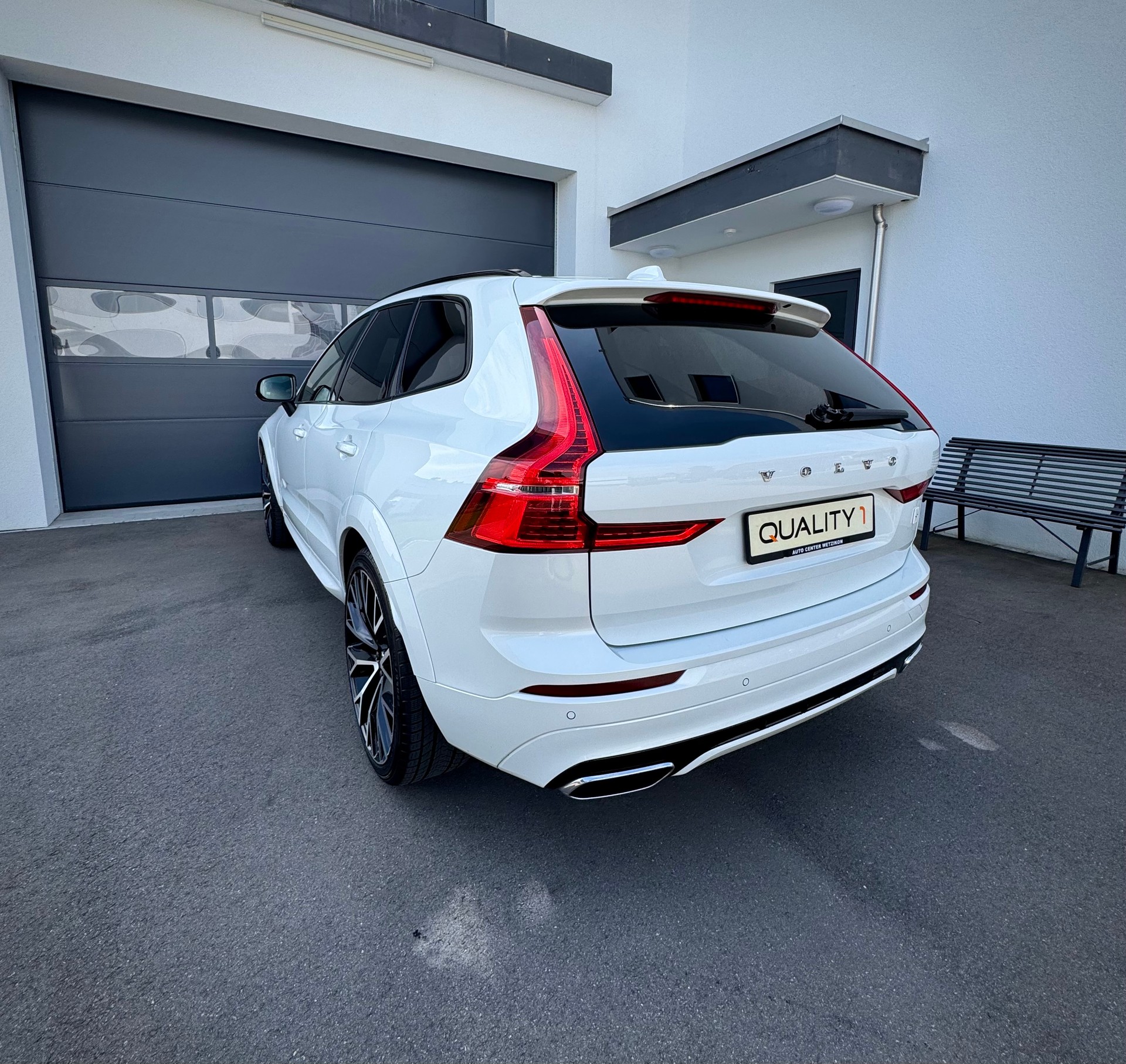VOLVO XC60 T6 AWD Polestar R-Design Geartronic-image-6