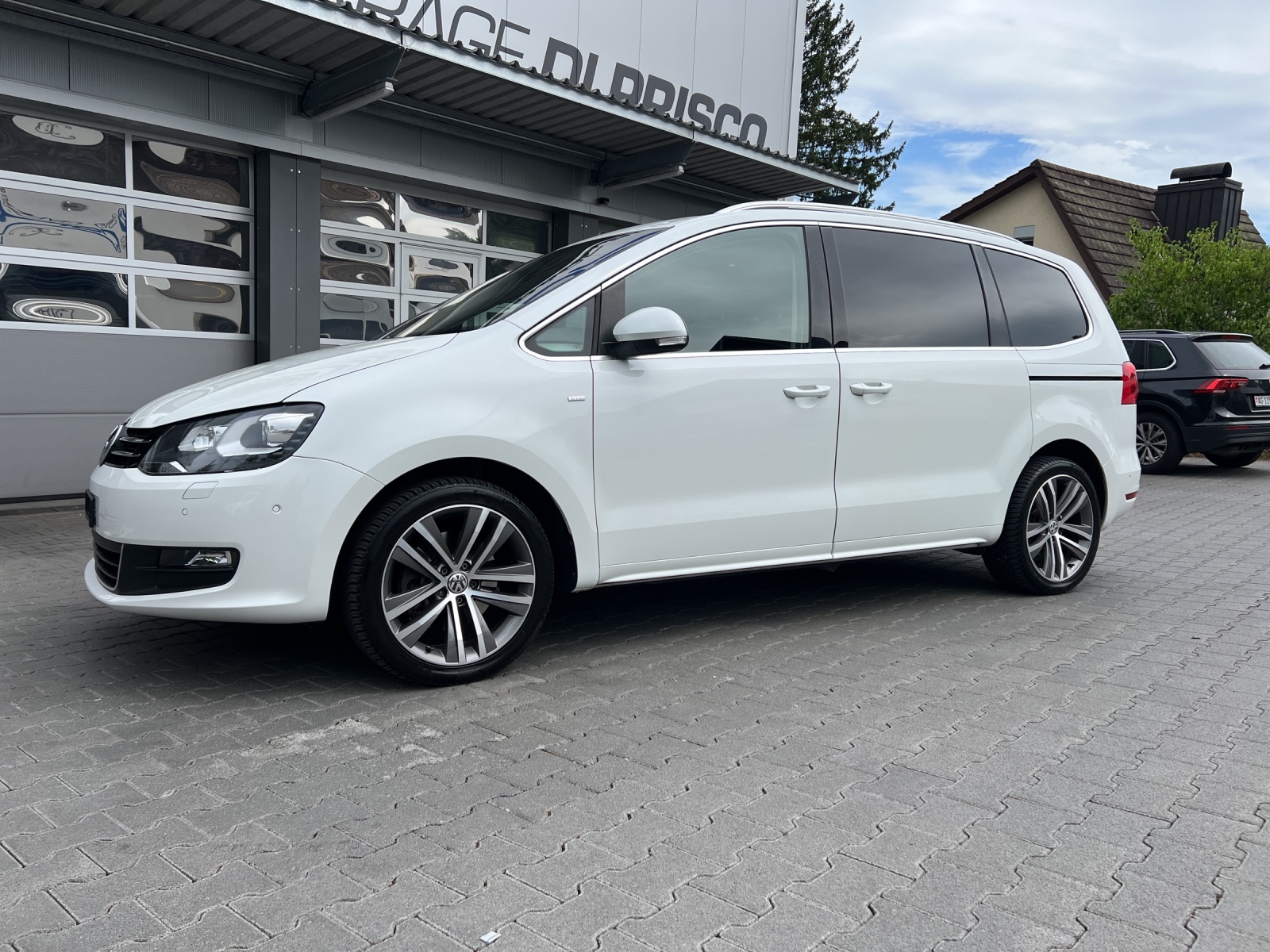 VW Sharan 2.0 TSI Comfortline Cup DSG-image-0