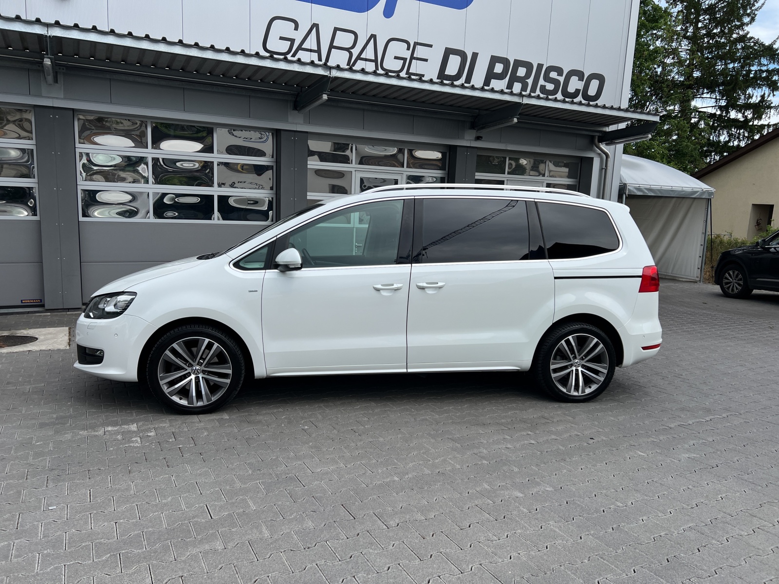 VW Sharan 2.0 TSI Comfortline Cup DSG-image-1