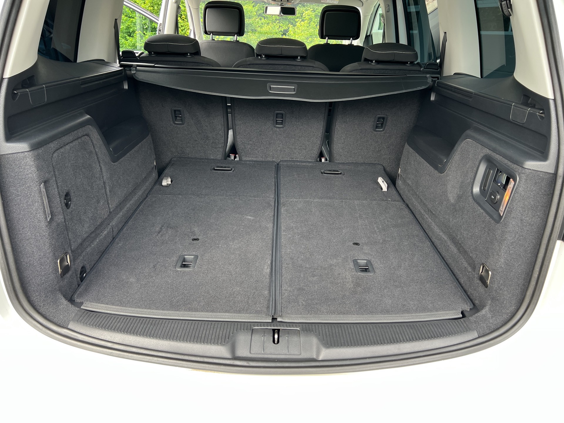 VW Sharan 2.0 TSI Comfortline Cup DSG-image-8