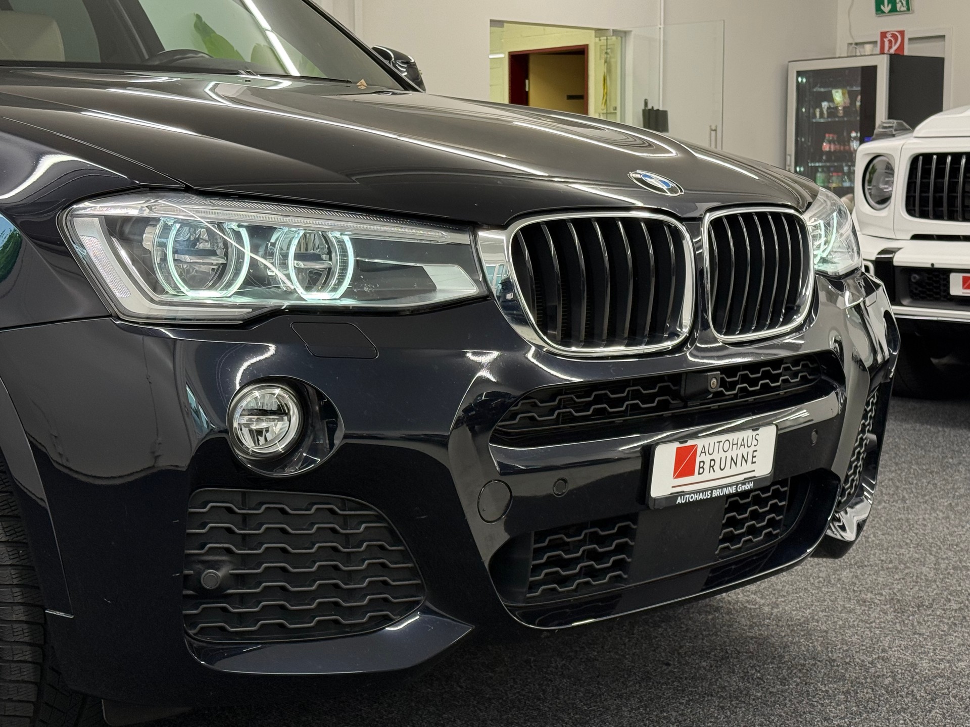 BMW X3 xDrive 20d M-Paket Sport Steptronic-image-8