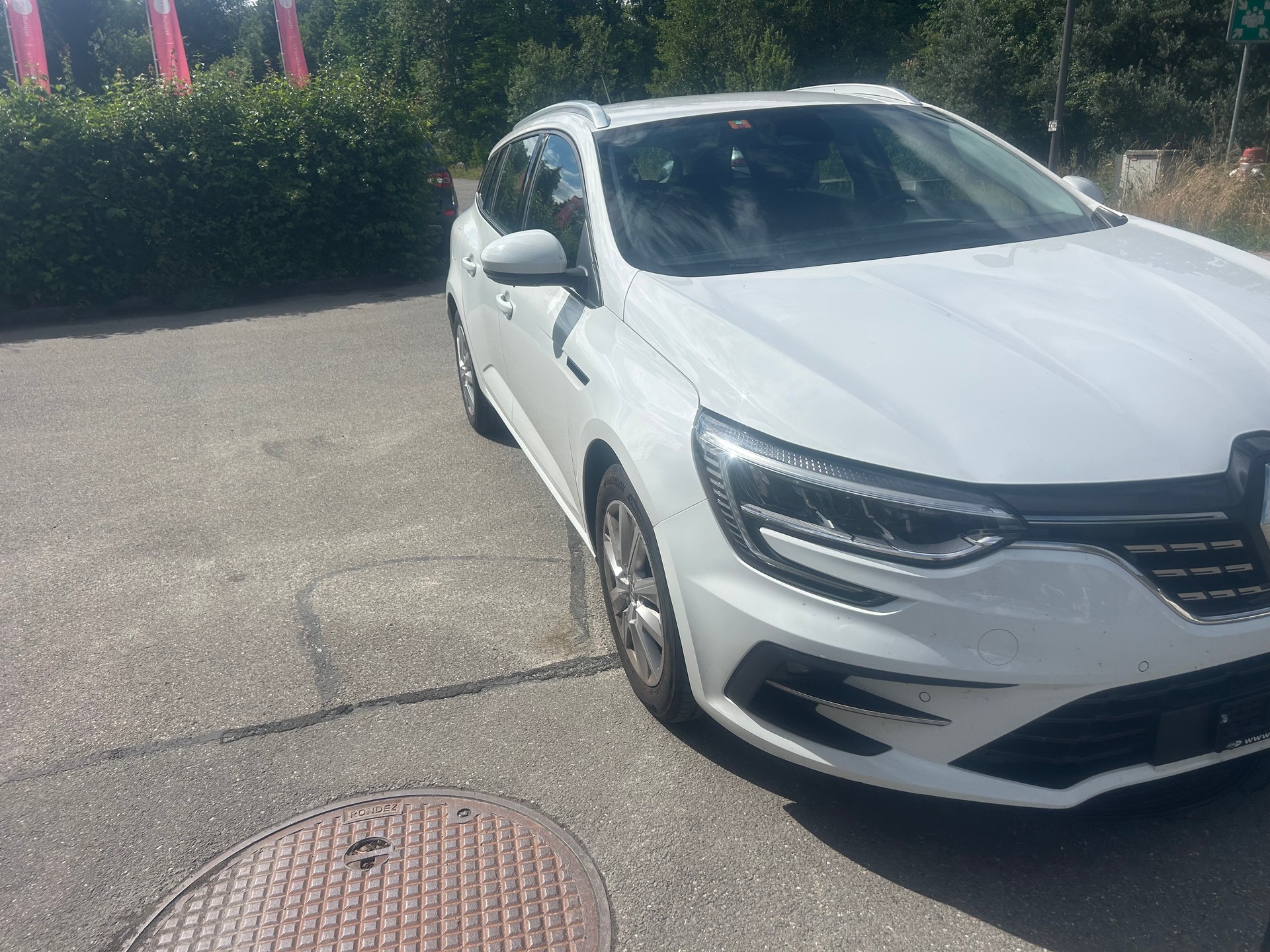 RENAULT Mégane Grandtour 1.5 dCi Business EDC-image-2