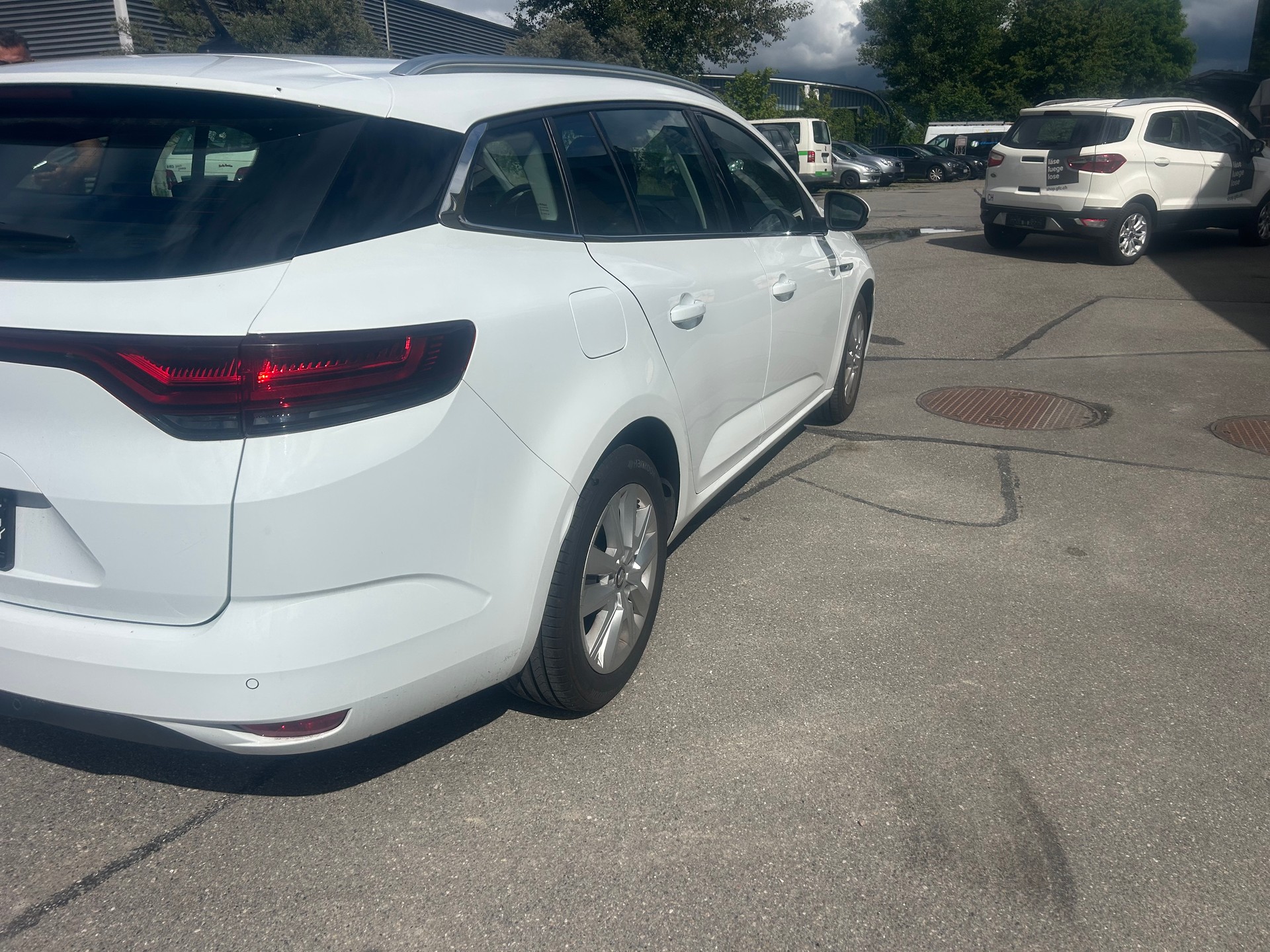 RENAULT Mégane Grandtour 1.5 dCi Business EDC-image-3