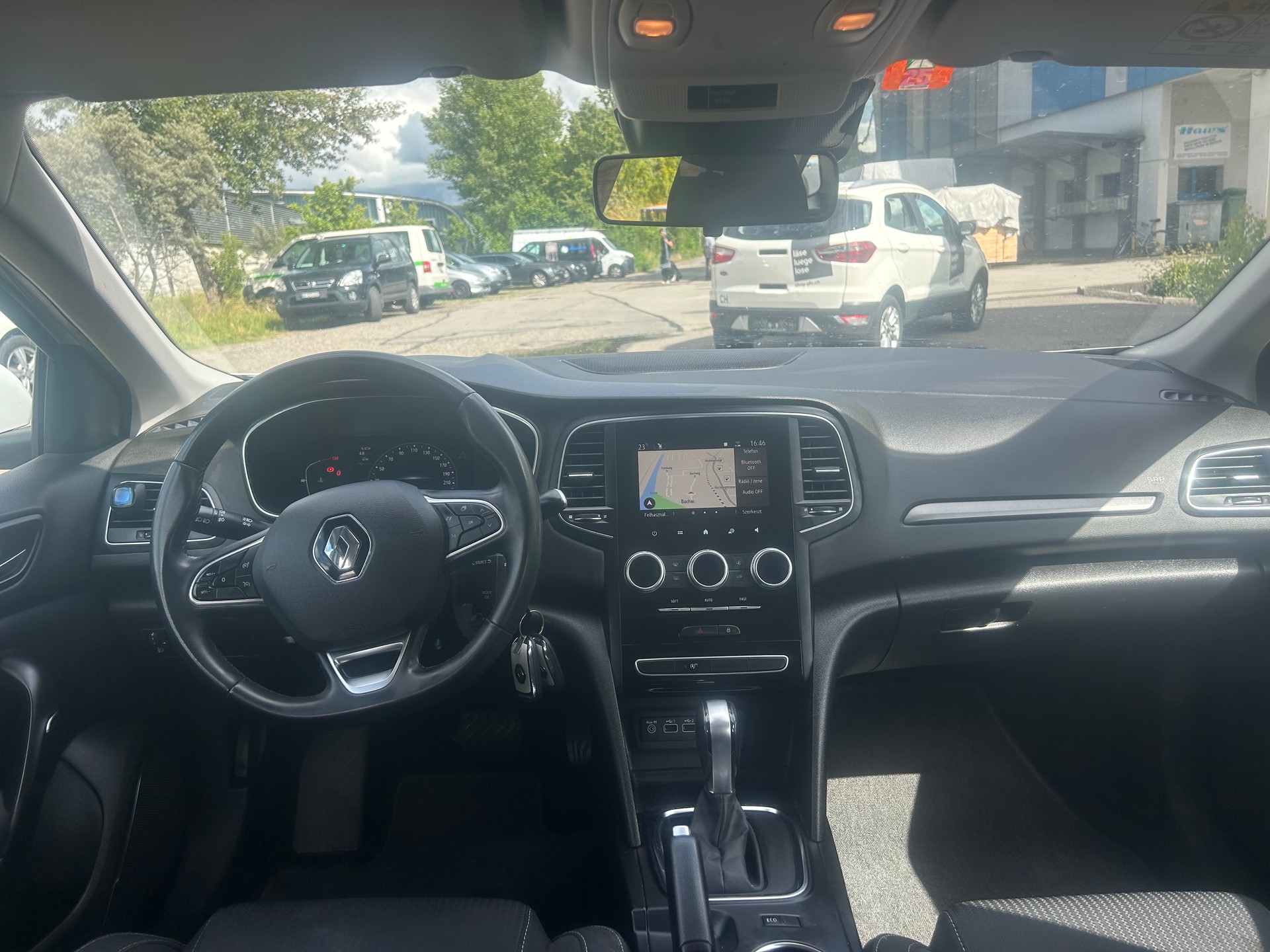 RENAULT Mégane Grandtour 1.5 dCi Business EDC-image-6