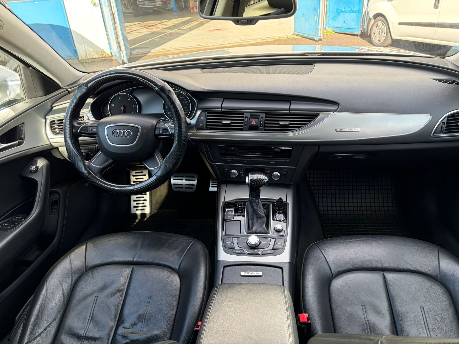AUDI A6 Avant 3.0 TDI V6 quattro S-tronic-image-10