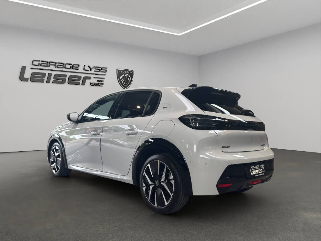 PEUGEOT 208 1.2 Hybrid GT-image-6