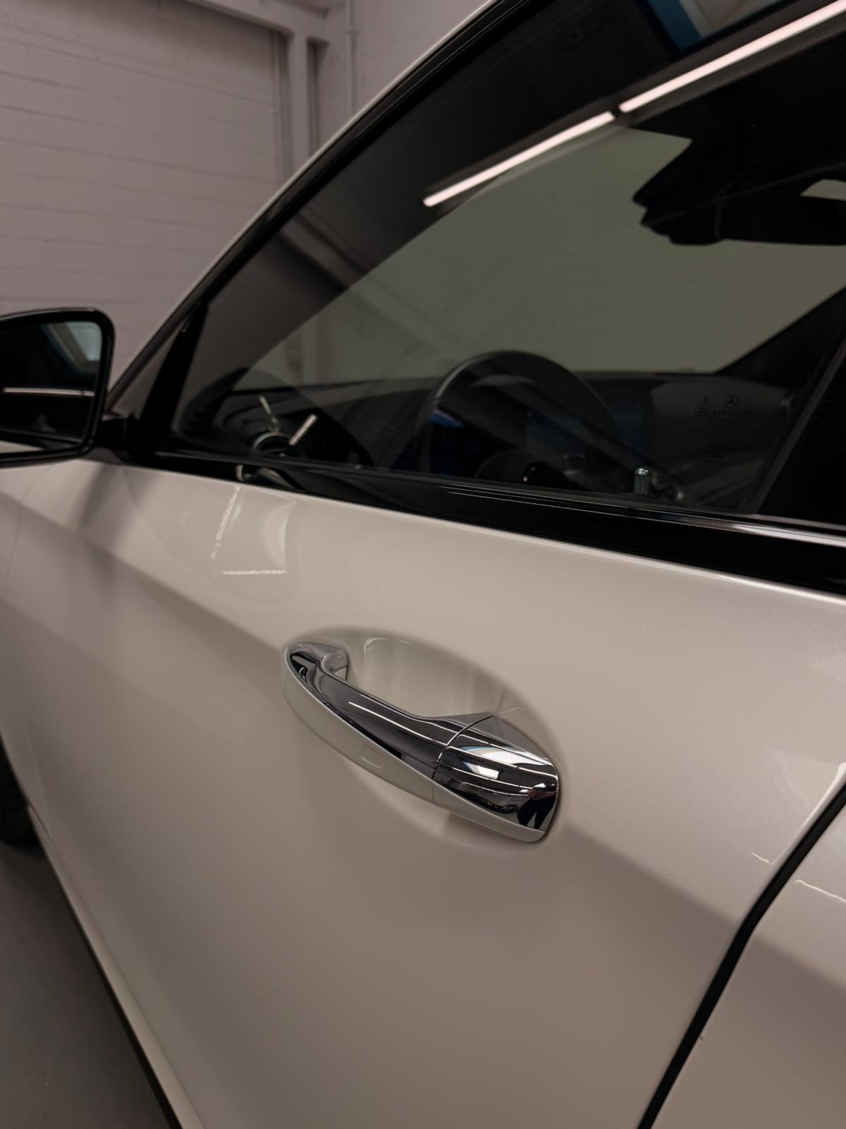 MERCEDES-BENZ AMG E 53 4Matic+ Speedshift 9G-TCT White Black Performance CH-Fahrzeug-image-16