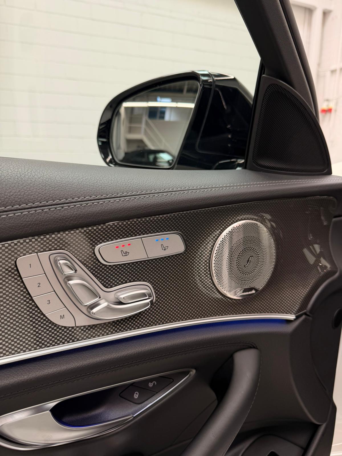 MERCEDES-BENZ AMG E 53 4Matic+ Speedshift 9G-TCT White Black Performance CH-Fahrzeug-image-14