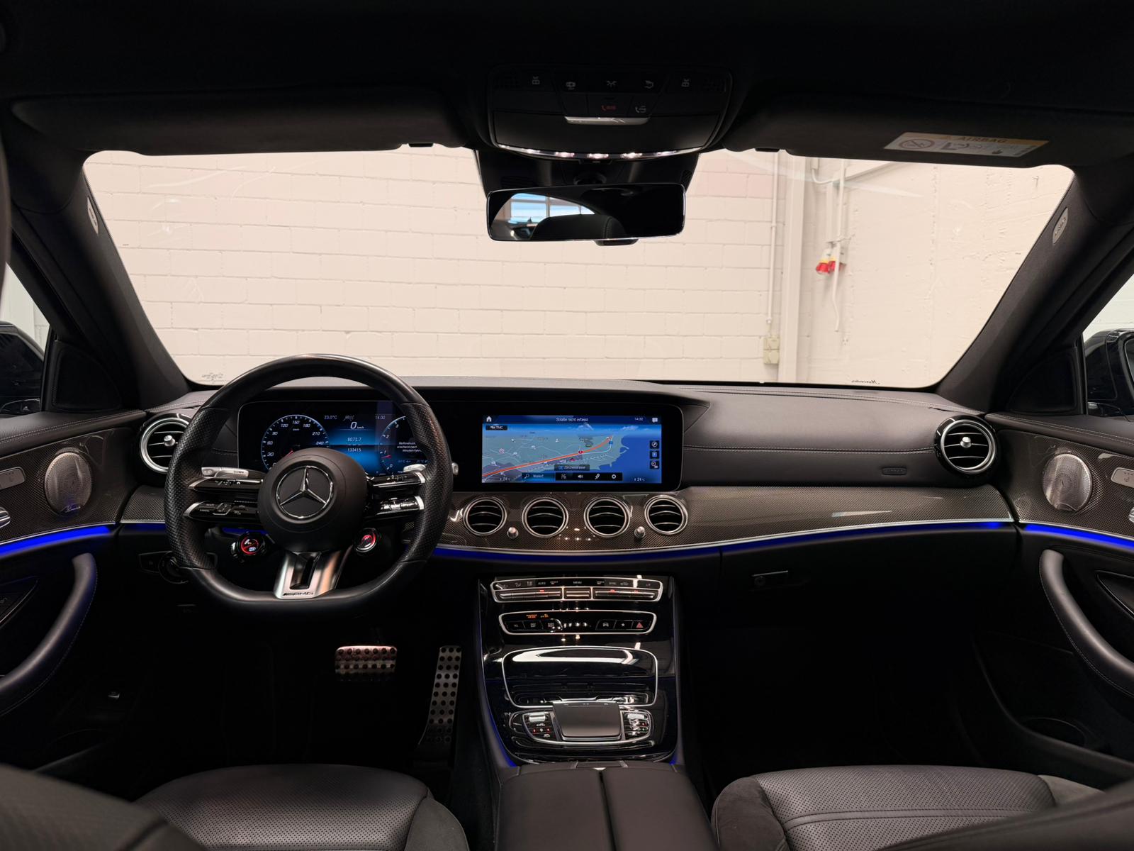 MERCEDES-BENZ AMG E 53 4Matic+ Speedshift 9G-TCT White Black Performance CH-Fahrzeug-image-13