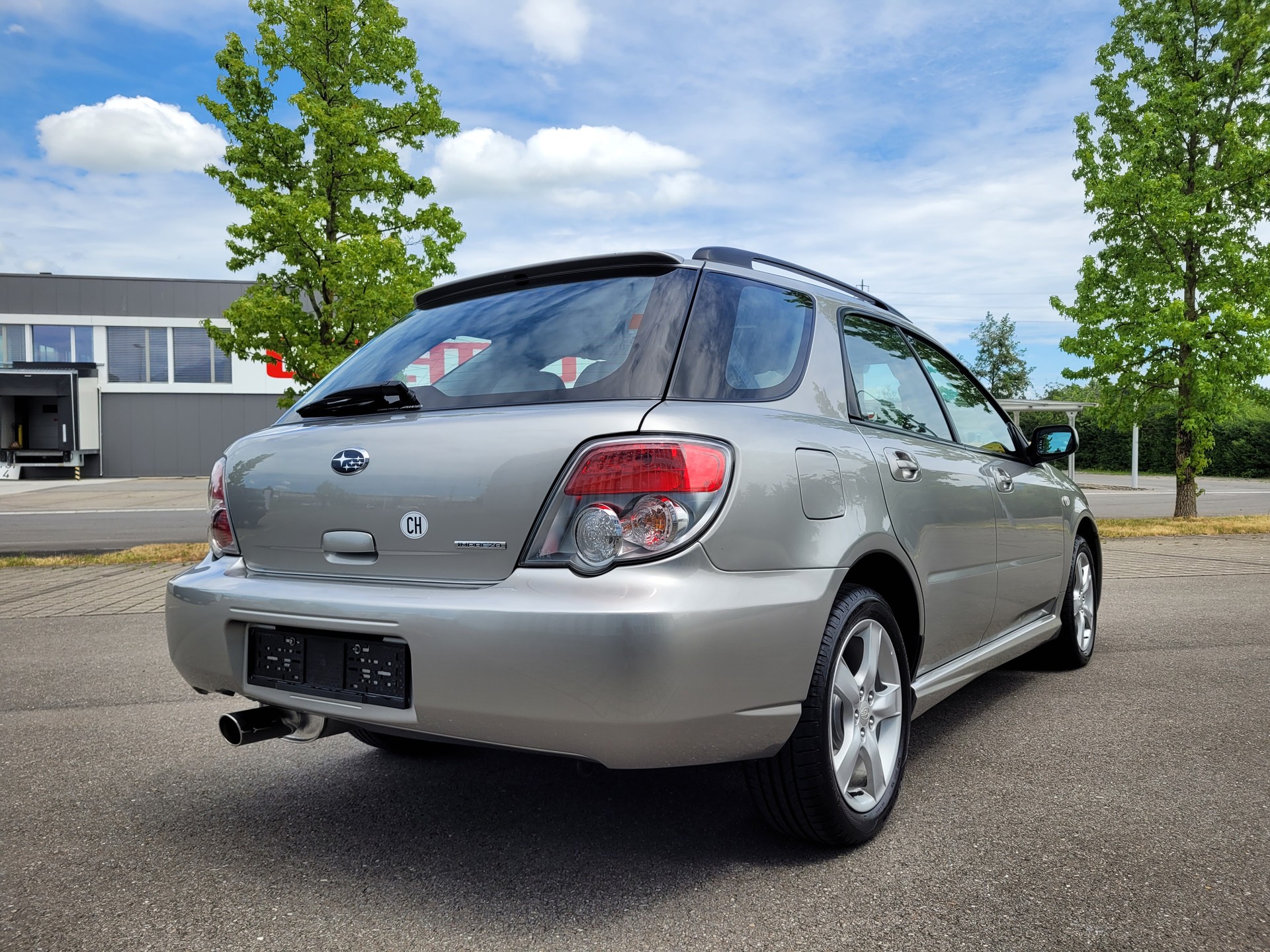 SUBARU 2.0 R-image-2