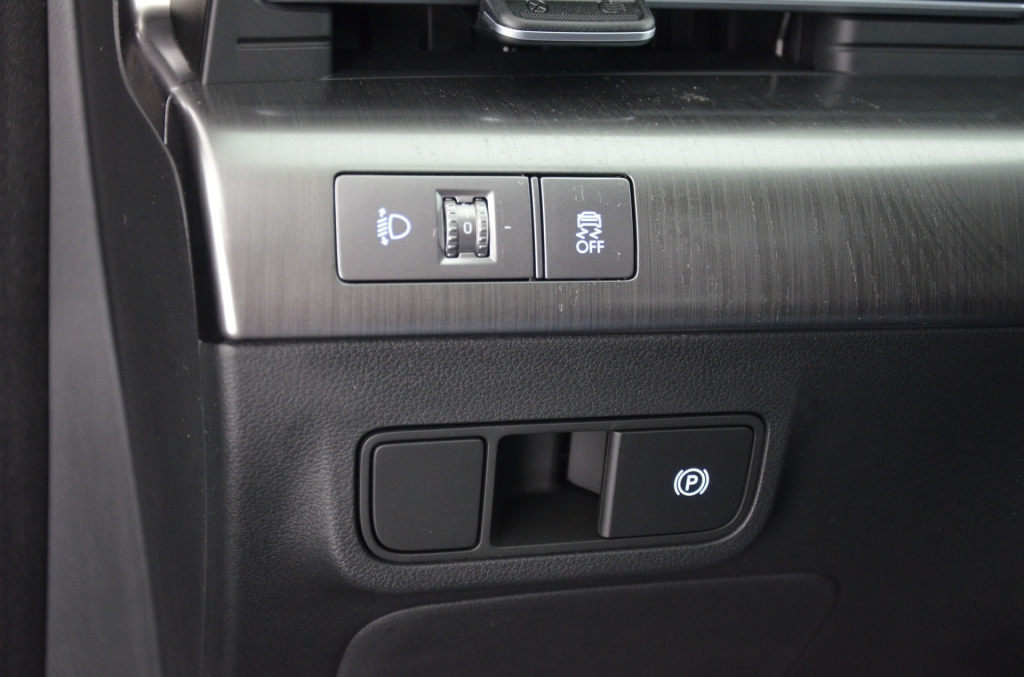 HYUNDAI Kona EV 65.4 kWh Premium *360°*-image-22