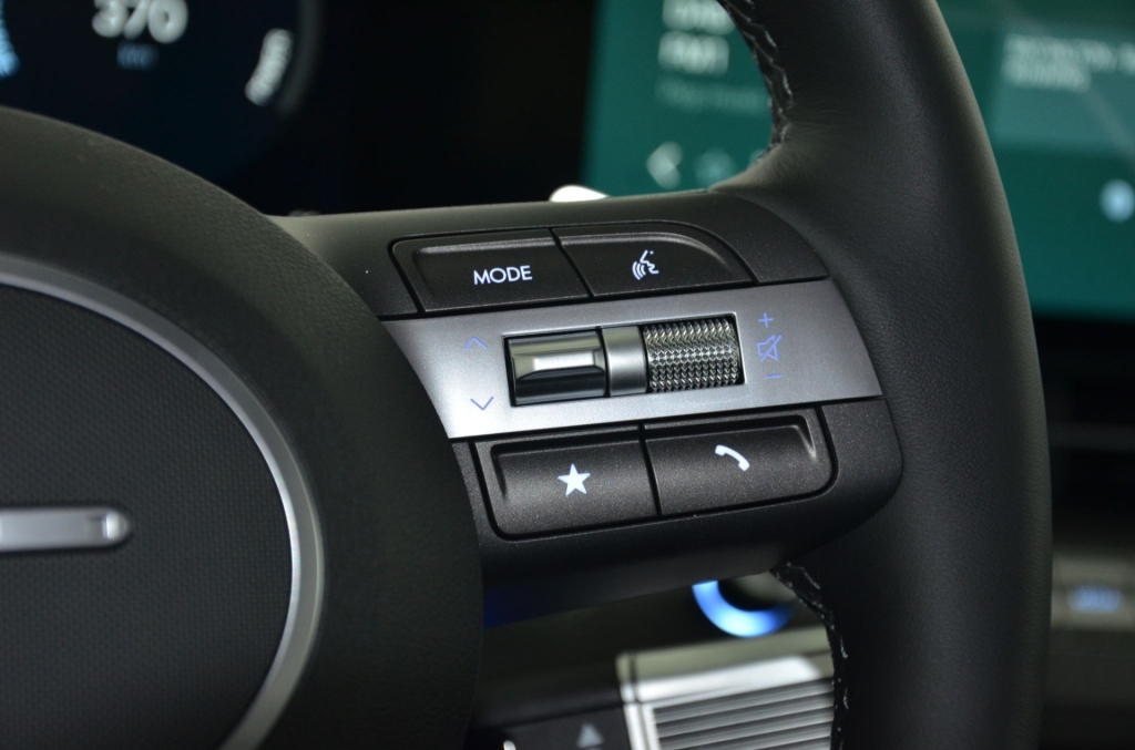 HYUNDAI Kona EV 65.4 kWh Premium *360°*-image-20