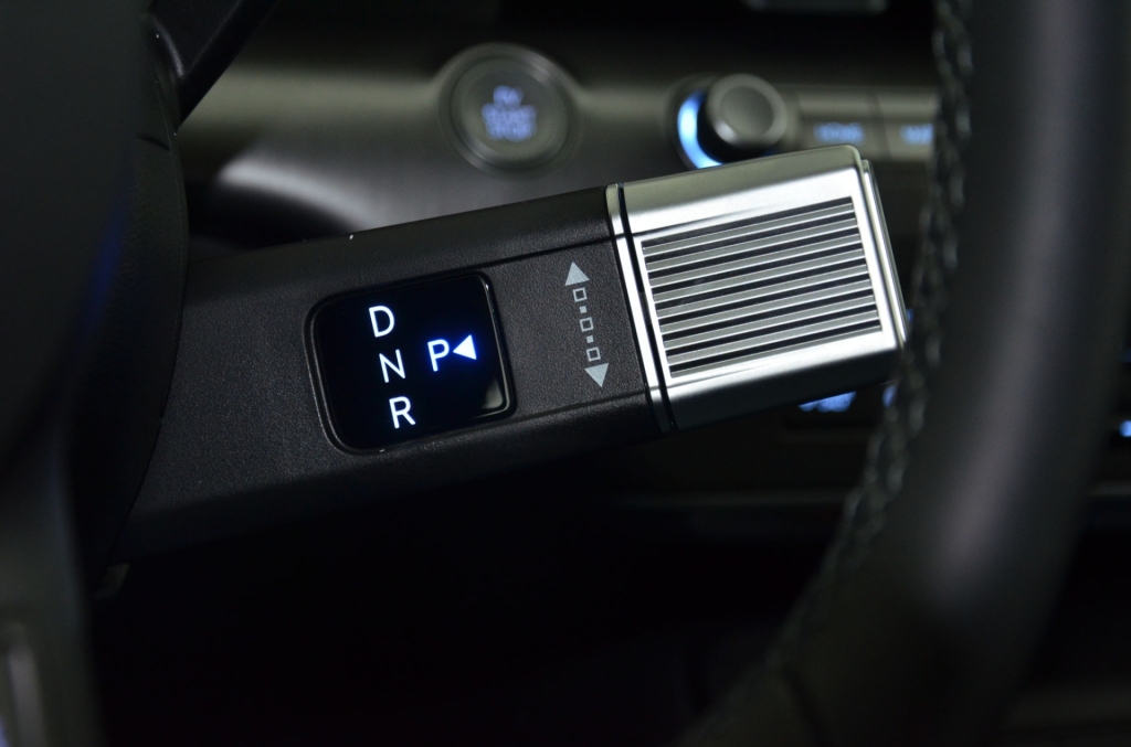 HYUNDAI Kona EV 65.4 kWh Premium *360°*-image-24