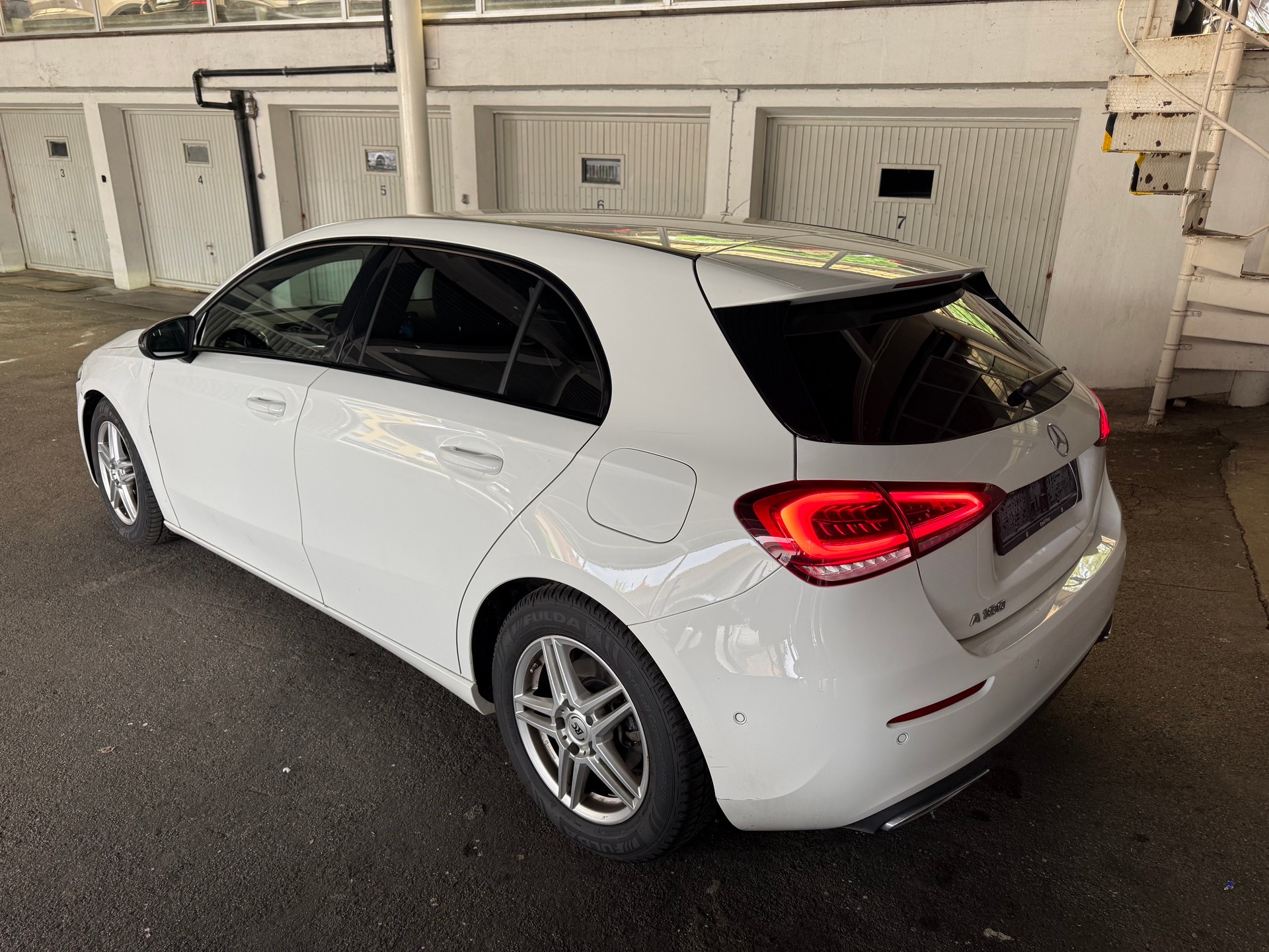 MERCEDES-BENZ A 180 Progressive 7G-DCT-image-7