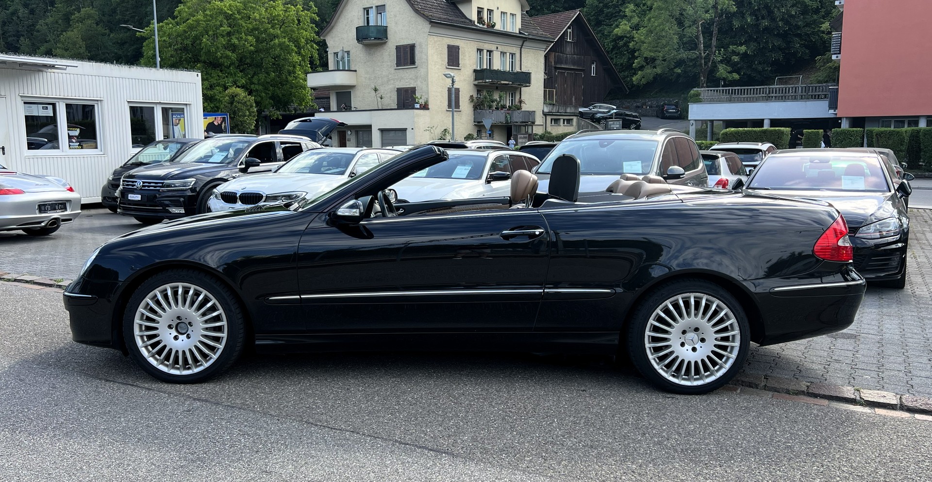 MERCEDES-BENZ CLK 320 CDI Avantgarde-image-1