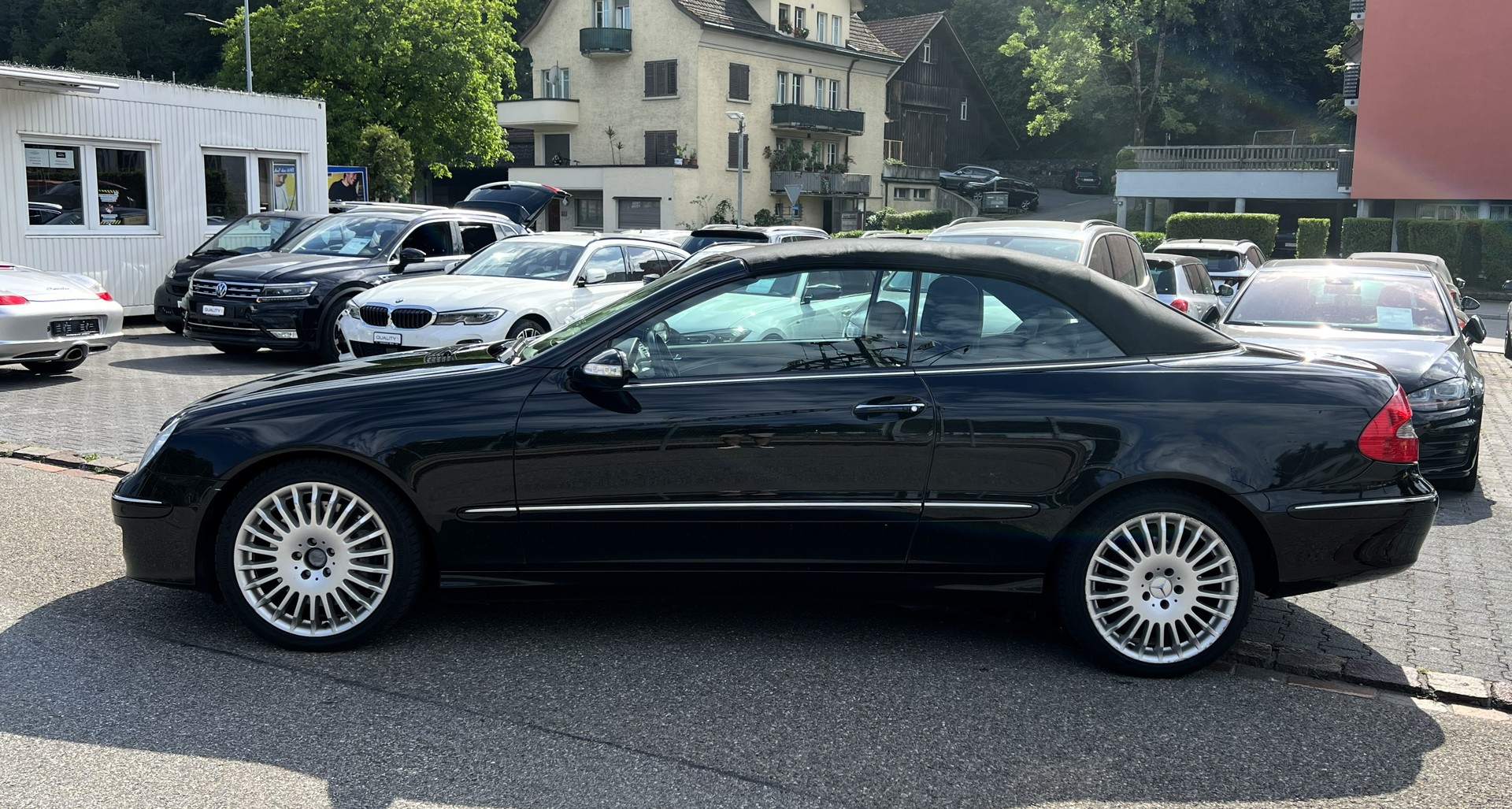 MERCEDES-BENZ CLK 320 CDI Avantgarde-image-25
