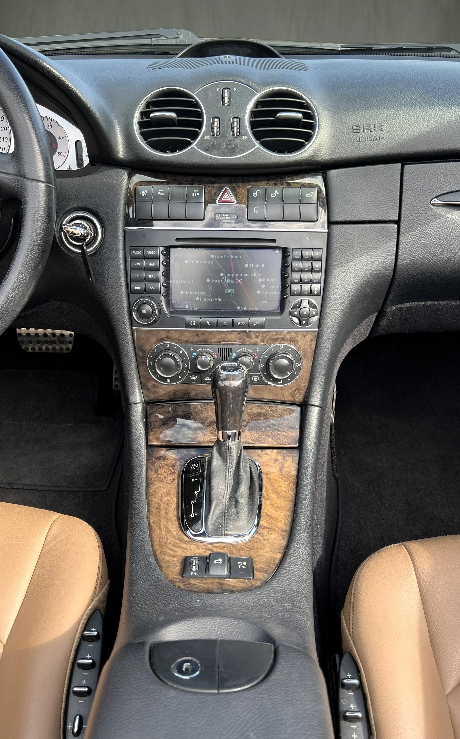 MERCEDES-BENZ CLK 320 CDI Avantgarde-image-19