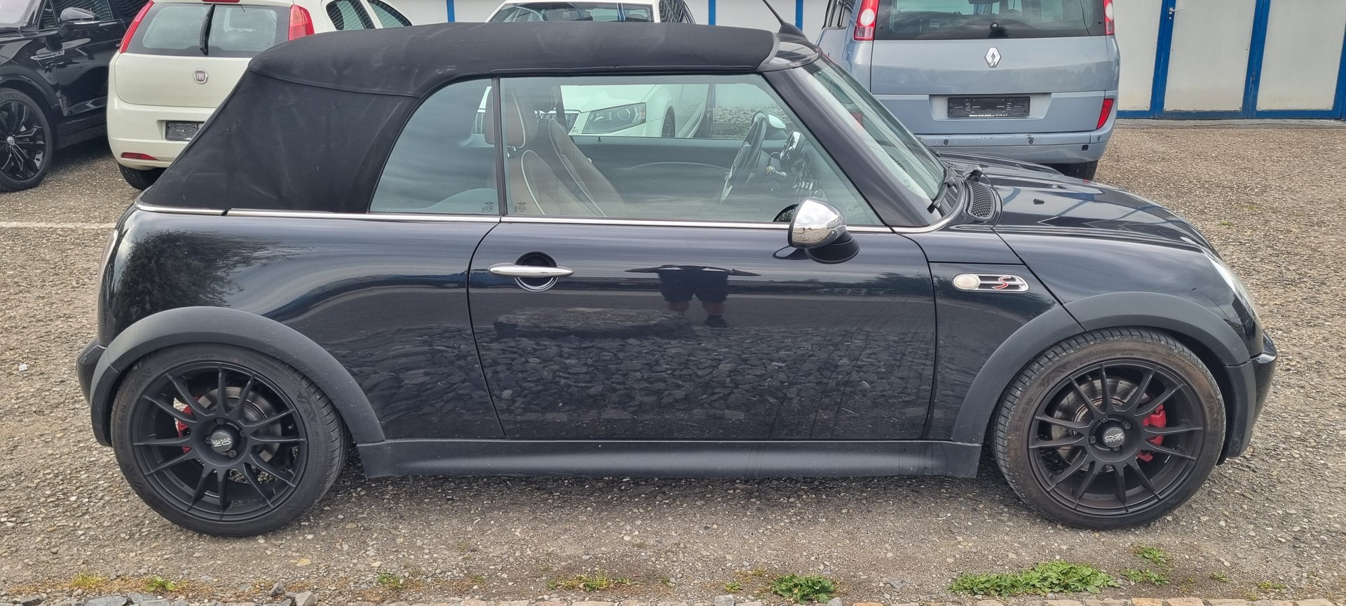 MINI Cooper S Cabriolet-image-4